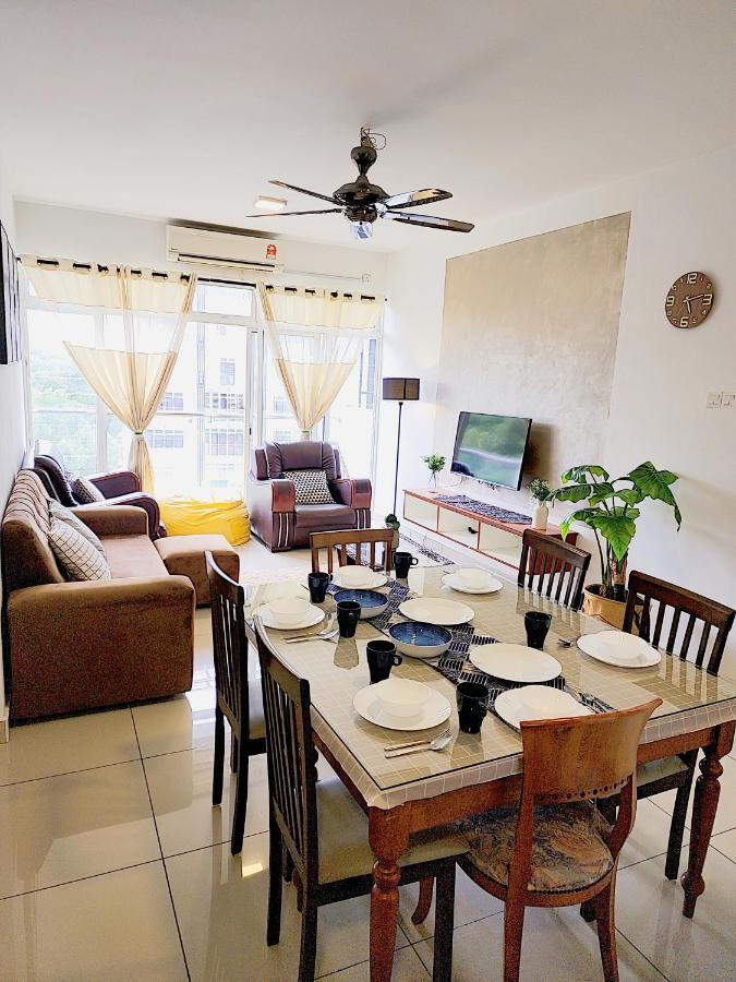 Putrajaya Dwiputra 6 Plus 1 Pax Blissful Fully Air-Con Suite Buitenkant foto