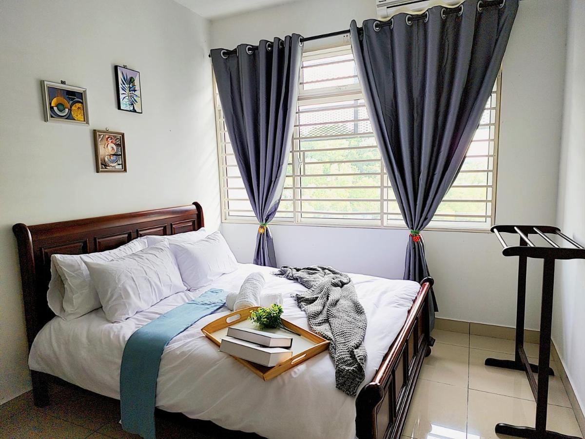 Putrajaya Dwiputra 6 Plus 1 Pax Blissful Fully Air-Con Suite Buitenkant foto