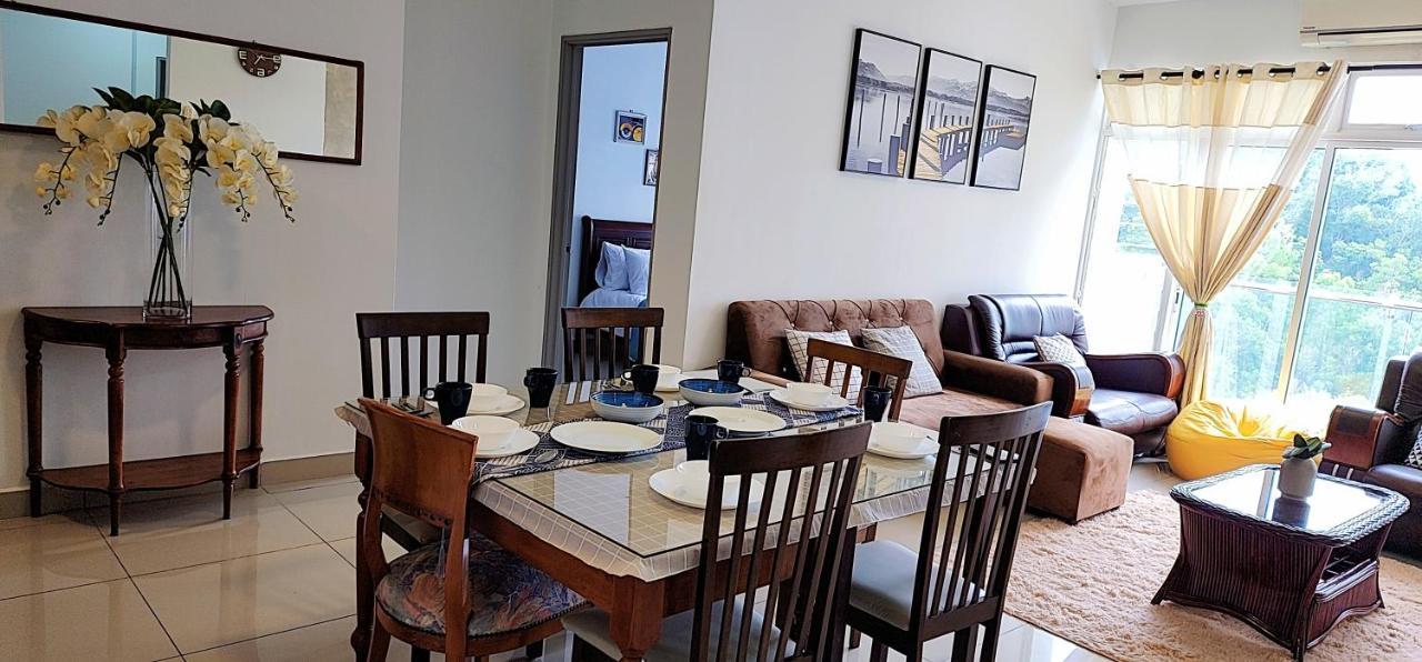Putrajaya Dwiputra 6 Plus 1 Pax Blissful Fully Air-Con Suite Buitenkant foto