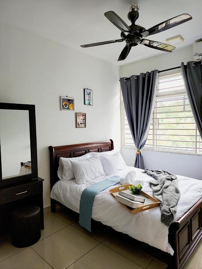 Putrajaya Dwiputra 6 Plus 1 Pax Blissful Fully Air-Con Suite Buitenkant foto